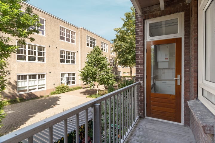 Foto 21 van Lutmastraat 67-1