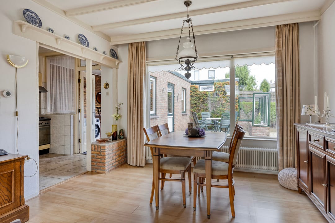 Photo 8 of Waardenborchstraat 38