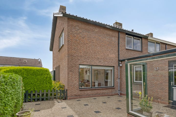 Foto 27 van Waardenborchstraat 38