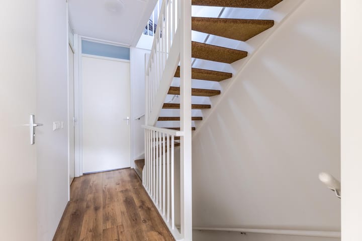 Foto 43 van Burgemeester van Roosmalenstraat 6