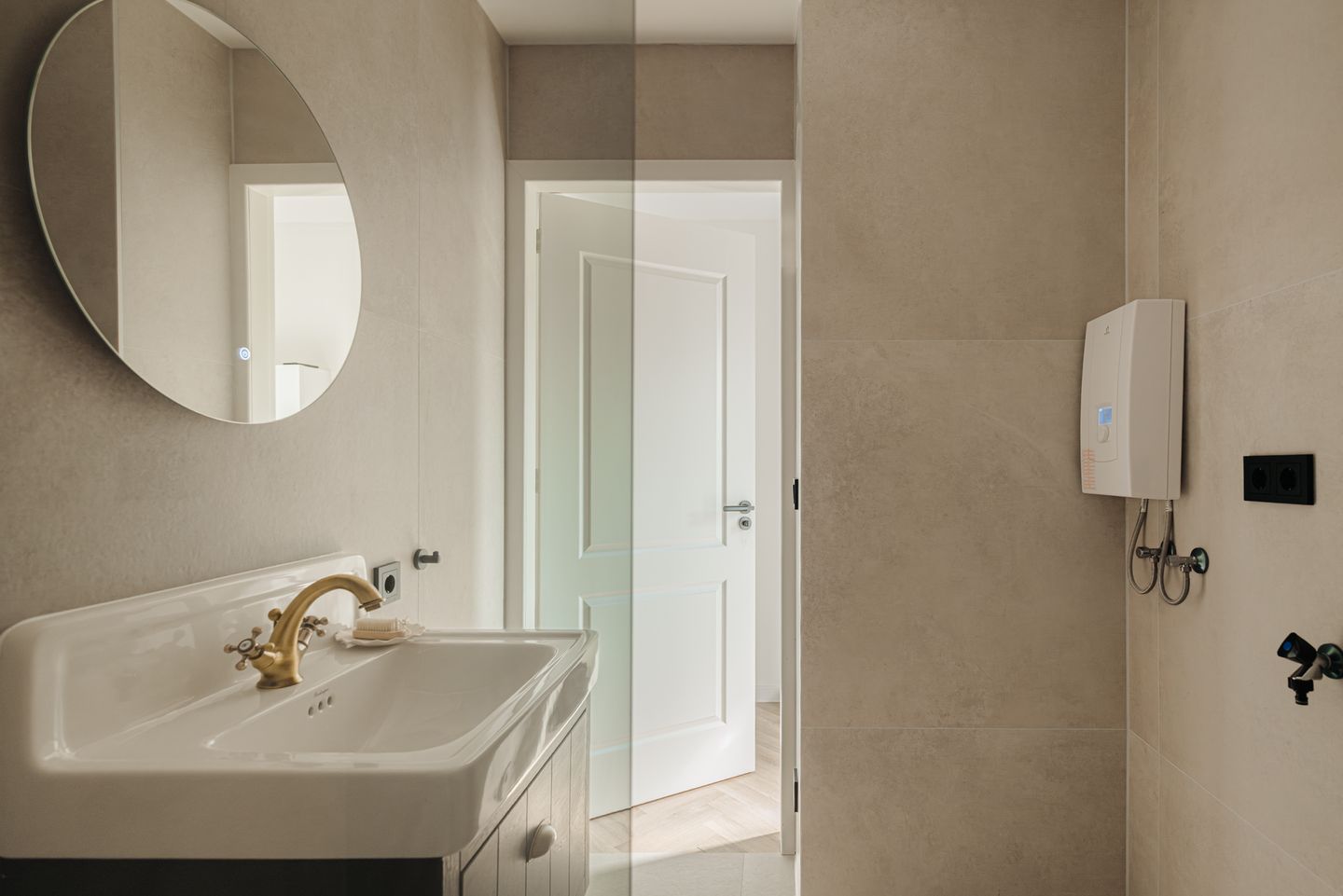 Foto 19 van Straat van Makassar 65