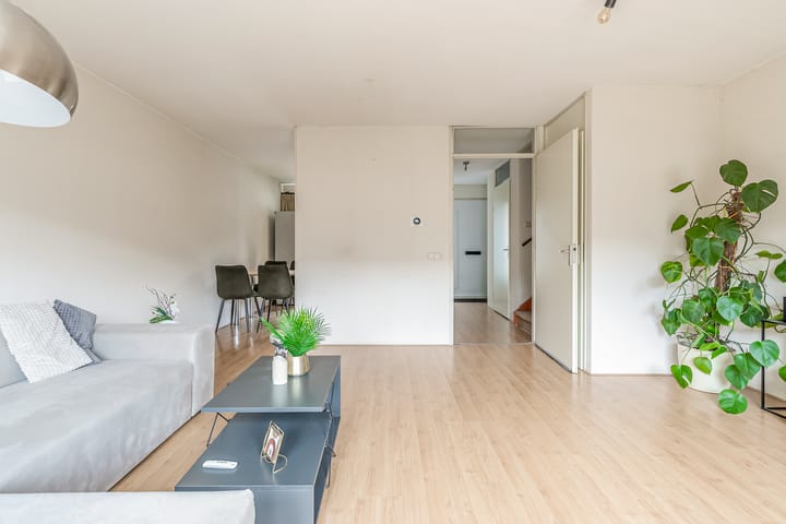 Foto 11 van Oktoberstraat 71