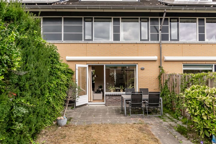 Foto 35 van Oktoberstraat 71