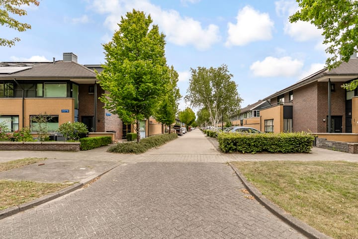 Foto 46 van Oktoberstraat 71