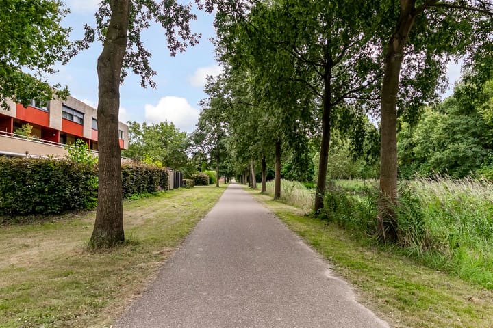 Foto 49 van Oktoberstraat 71