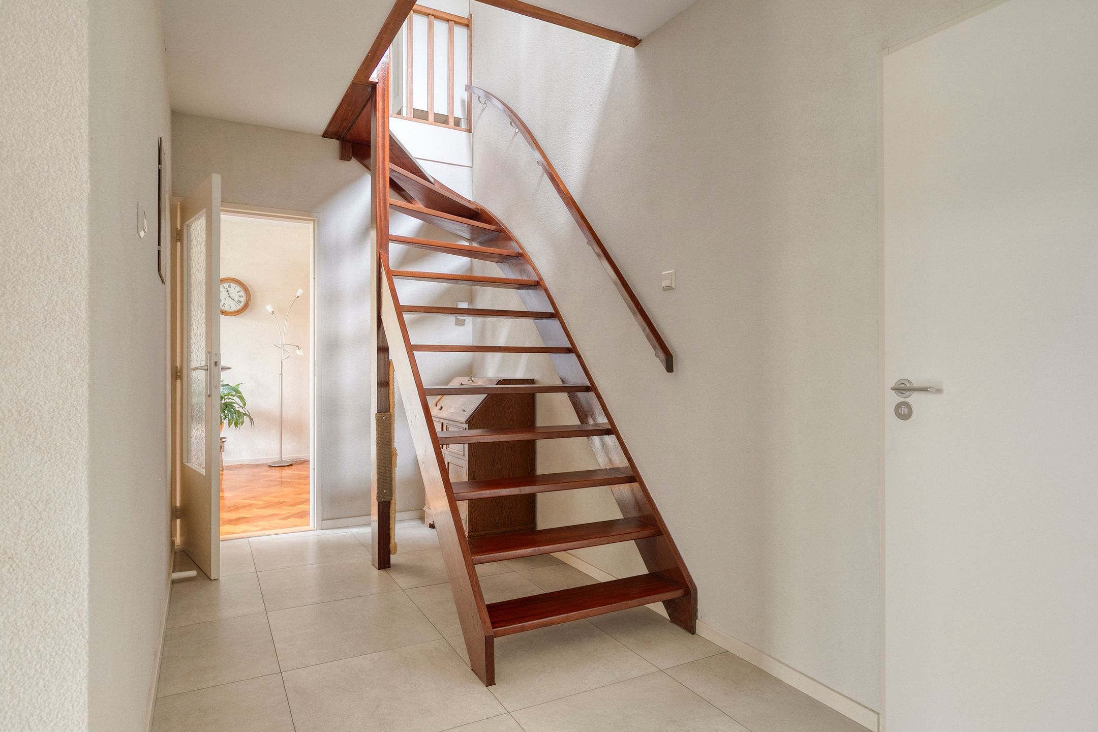 Foto 6 van Weegbreestraat 36