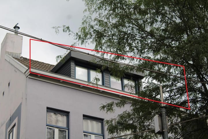 Photo 2 of Dautzenbergstraat 15-C