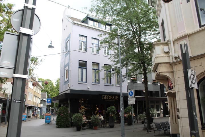 Photo 3 of Dautzenbergstraat 15-C