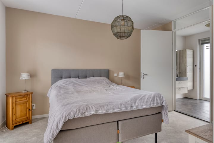 Foto 13 van H. van Baarsdorpstraat 16