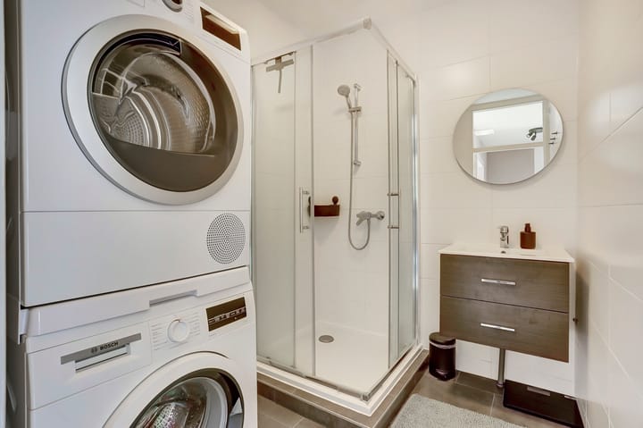 Photo 23 of Johannes Poststraat 151