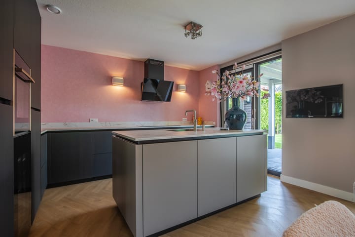 Foto 15 van Akkergeelster 71