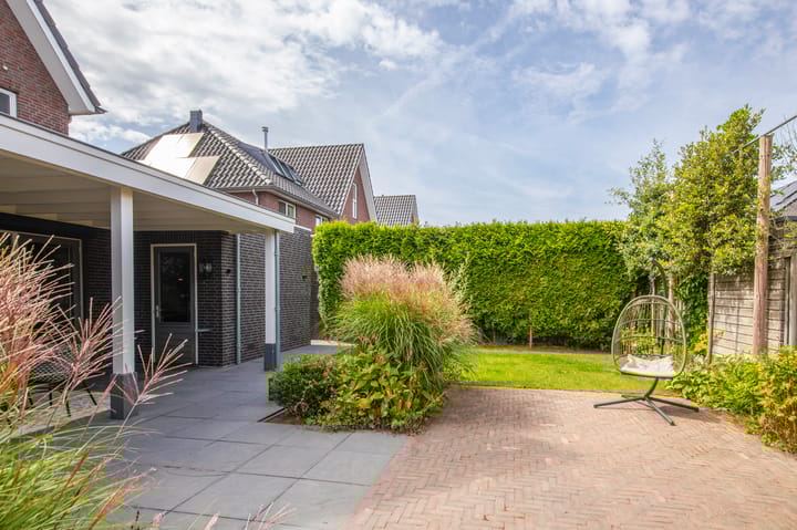 Foto 24 van Akkergeelster 71