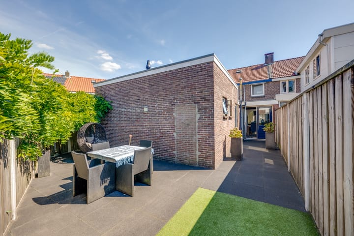 Foto 5 van Vincent van Goghstraat 1