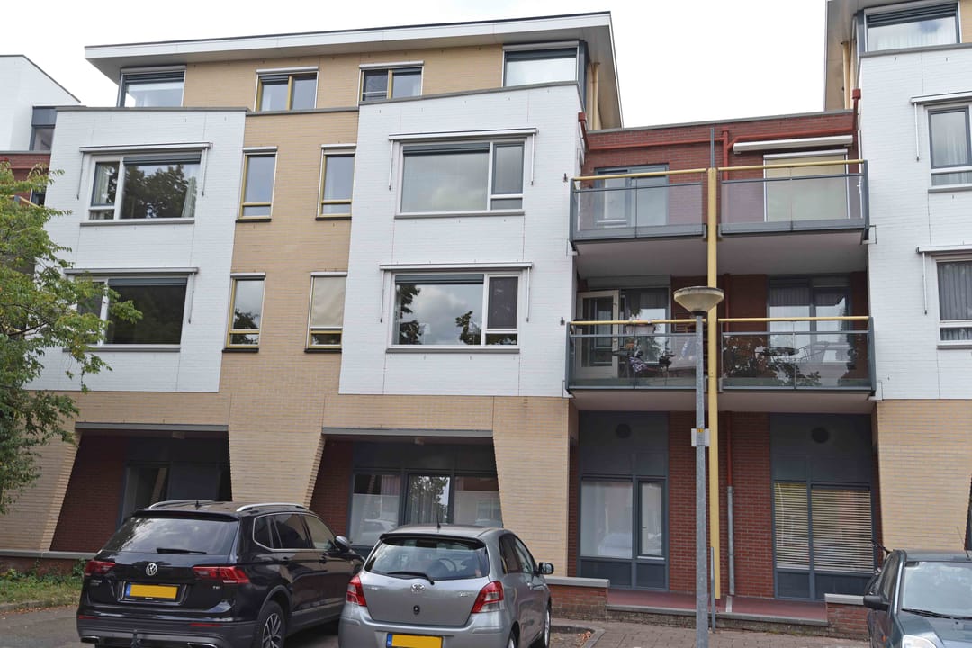 Photo 2 of Hardenbrink 63