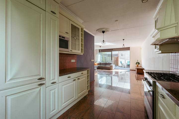 Photo 16 of Valkkoogstraat 6