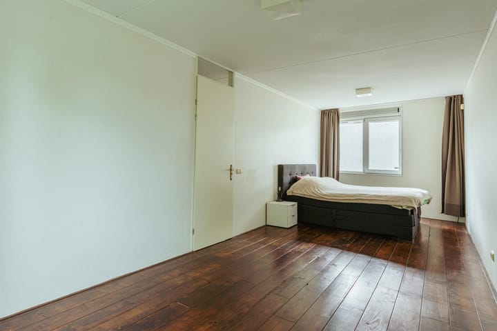 Photo 18 of Valkkoogstraat 6