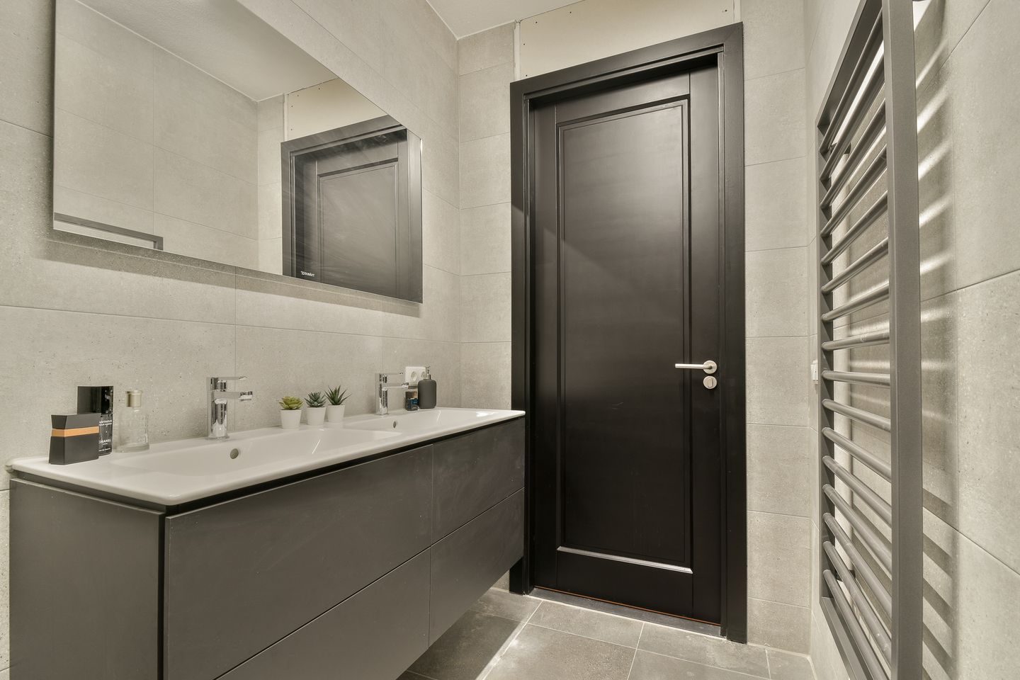 Foto 19 van Niemeyerstraat 81