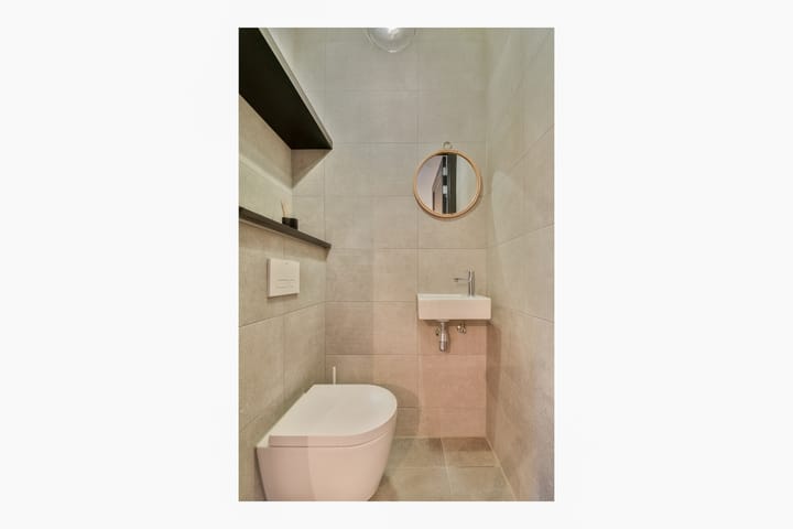 Foto 21 van Niemeyerstraat 81