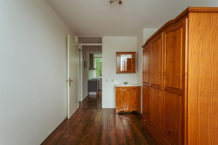 Photo 32 of Valkkoogstraat 6