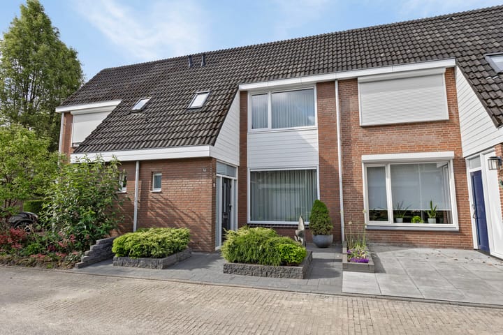 Foto 2 van de Baansteen 4