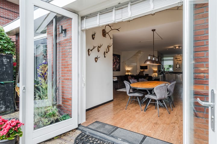 Foto 30 van Wachtdeur 14