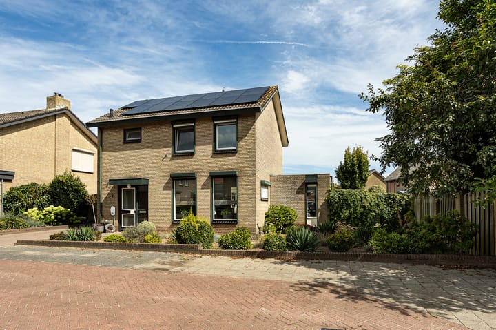 Foto 3 van Lijsterbesstraat 2