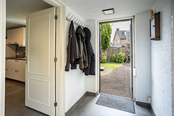 Foto 16 van Lijsterbesstraat 2