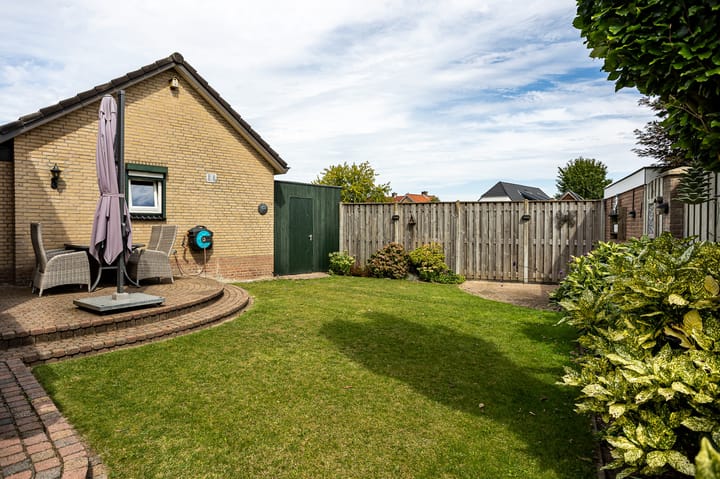 Foto 47 van Lijsterbesstraat 2