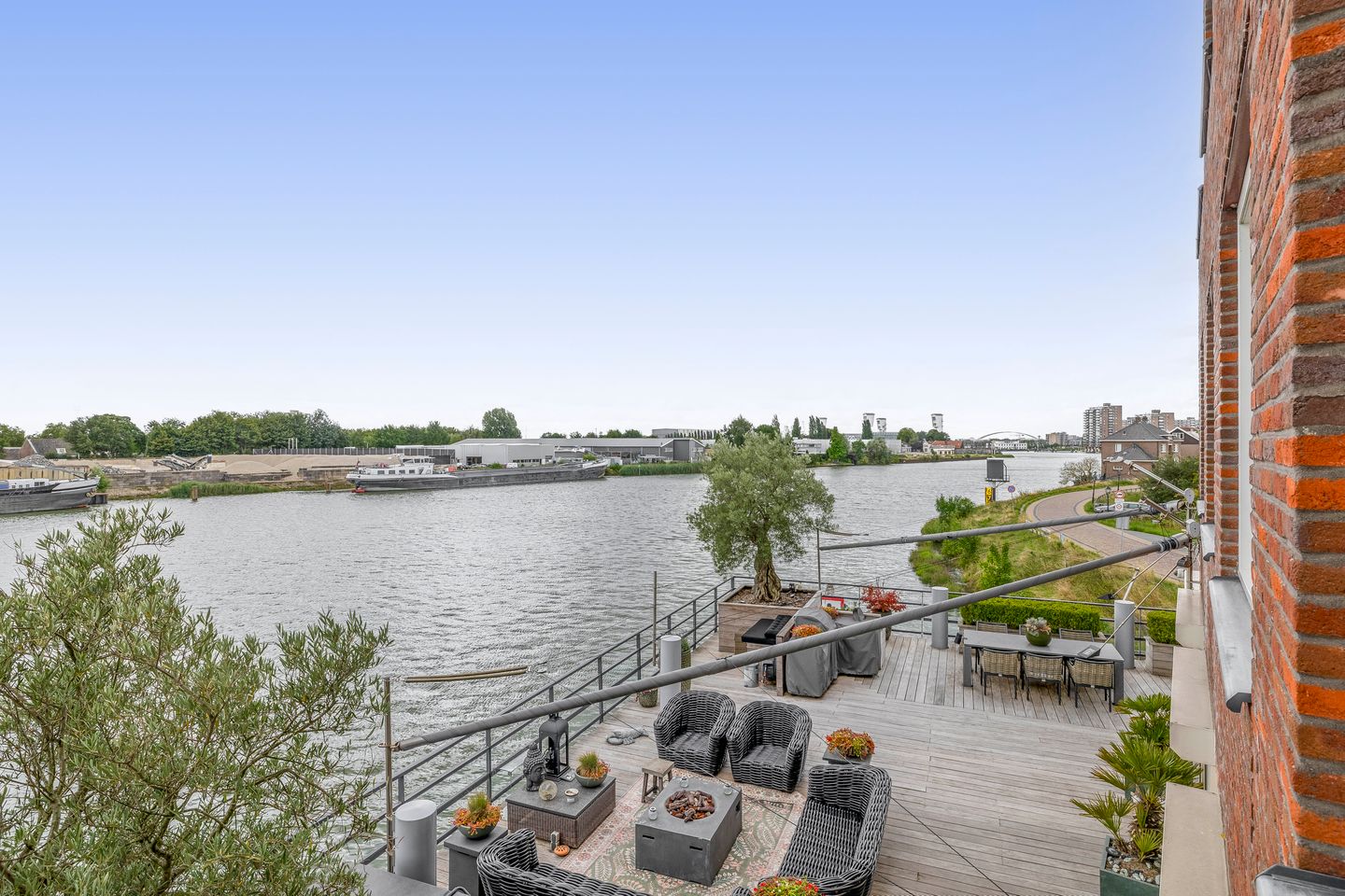 Foto 25 van Dorpsstraat 62-A