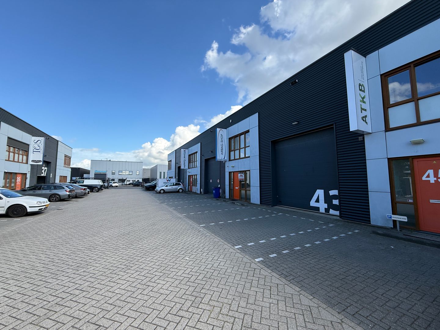 View photo 1 of Amethistweg 43