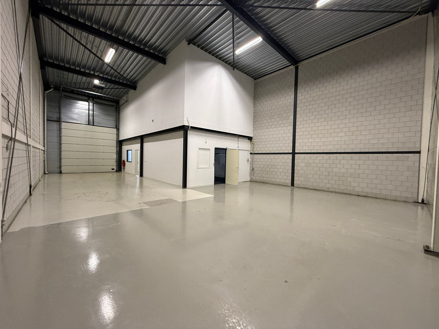 View photo 4 of Amethistweg 43