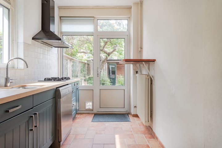 Foto 11 van Liornestraat 141