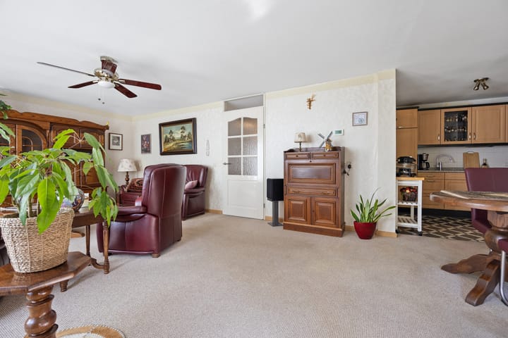 Foto 9 van Hugo de Grootstraat 102