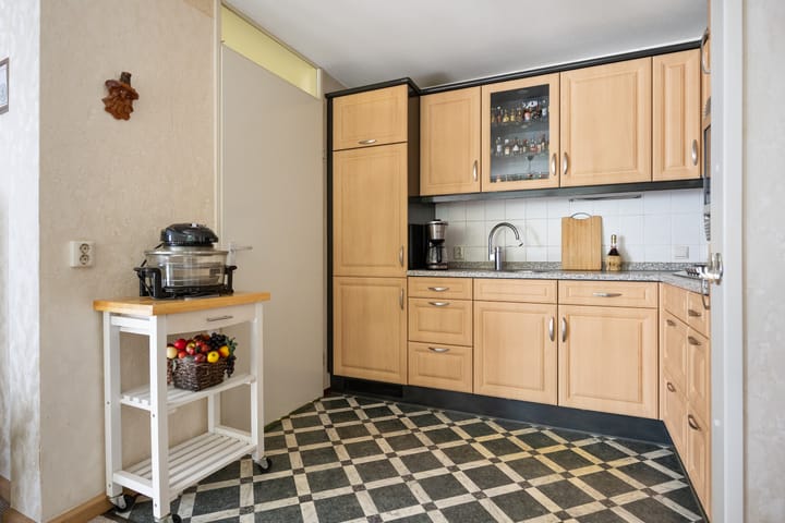 Foto 15 van Hugo de Grootstraat 102