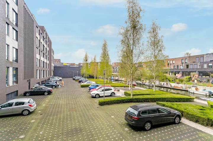 Foto 25 van Fritz Dietrich Kahlenbergstraat 57