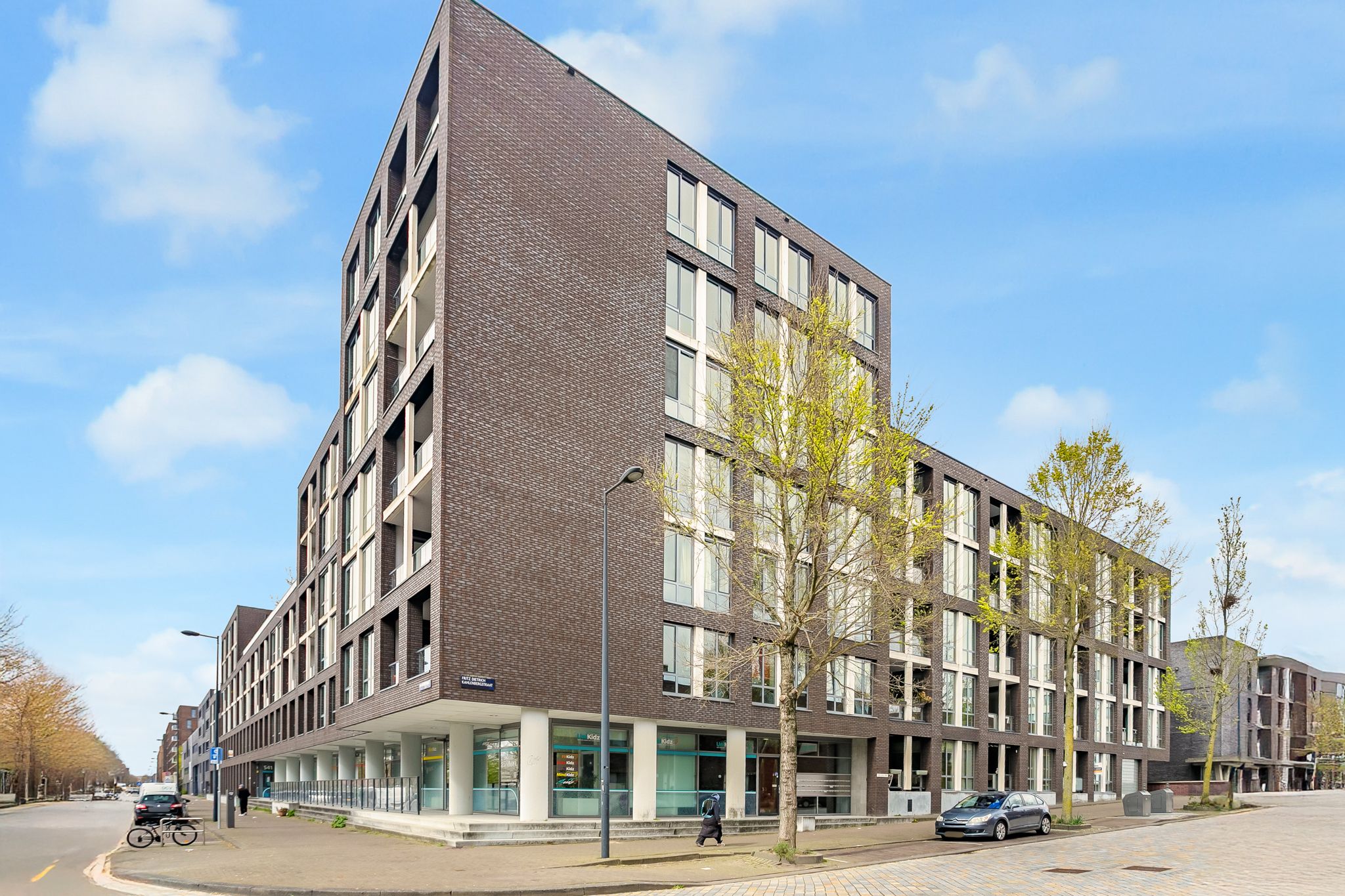 Photo 30 of Fritz Dietrich Kahlenbergstraat 57