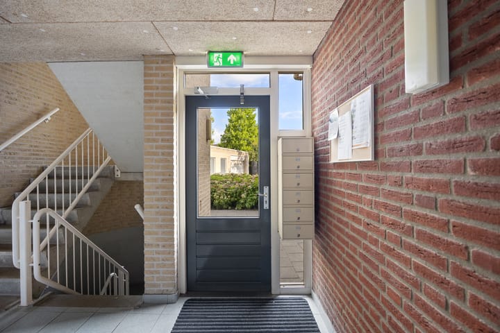 Foto 37 van Hugo de Grootstraat 102