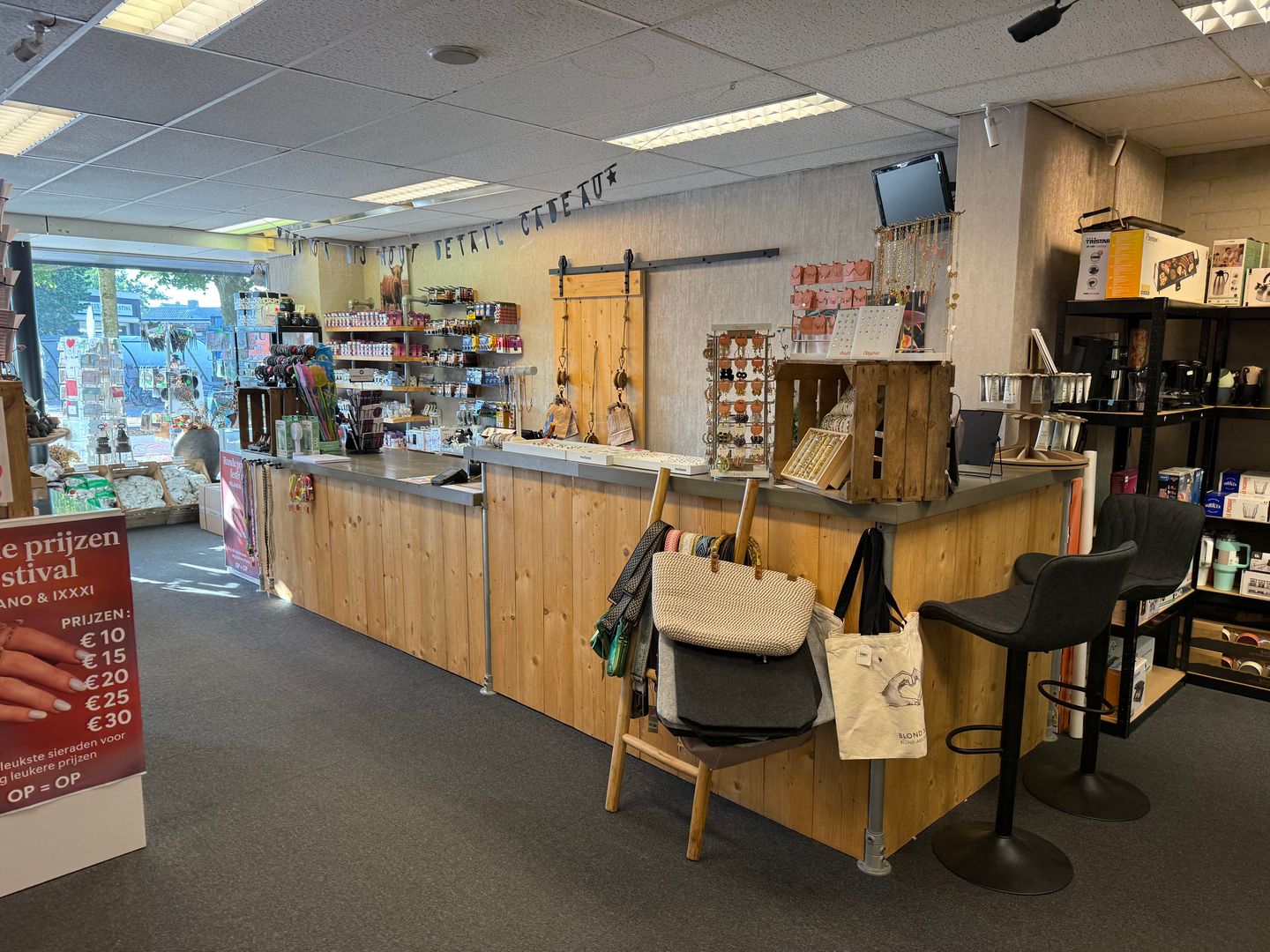 Bekijk foto 2 van Kalverstraat 16