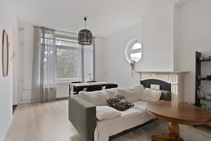 Foto 2 van Johan de Meesterstraat 25-C