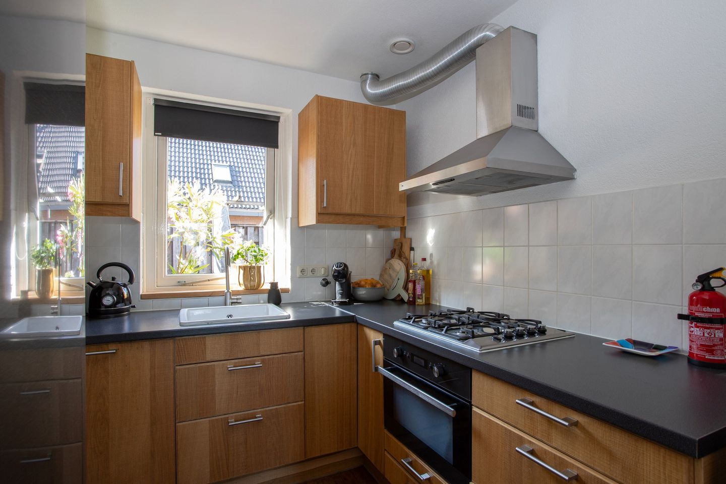 Foto 10 van Burg. Van Houdtplein 16