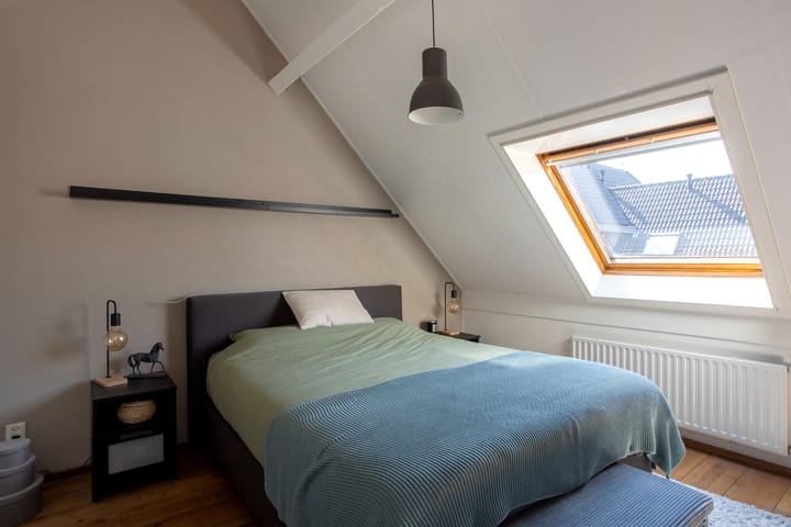 Foto 12 van Burg. Van Houdtplein 16