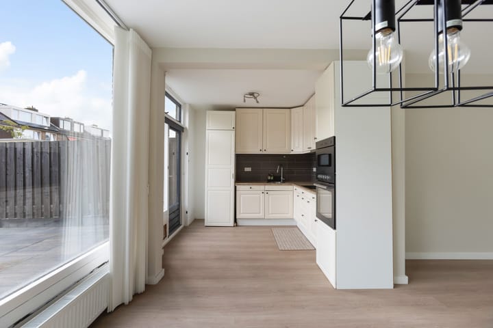 Foto 13 van de Mérodestraat 13