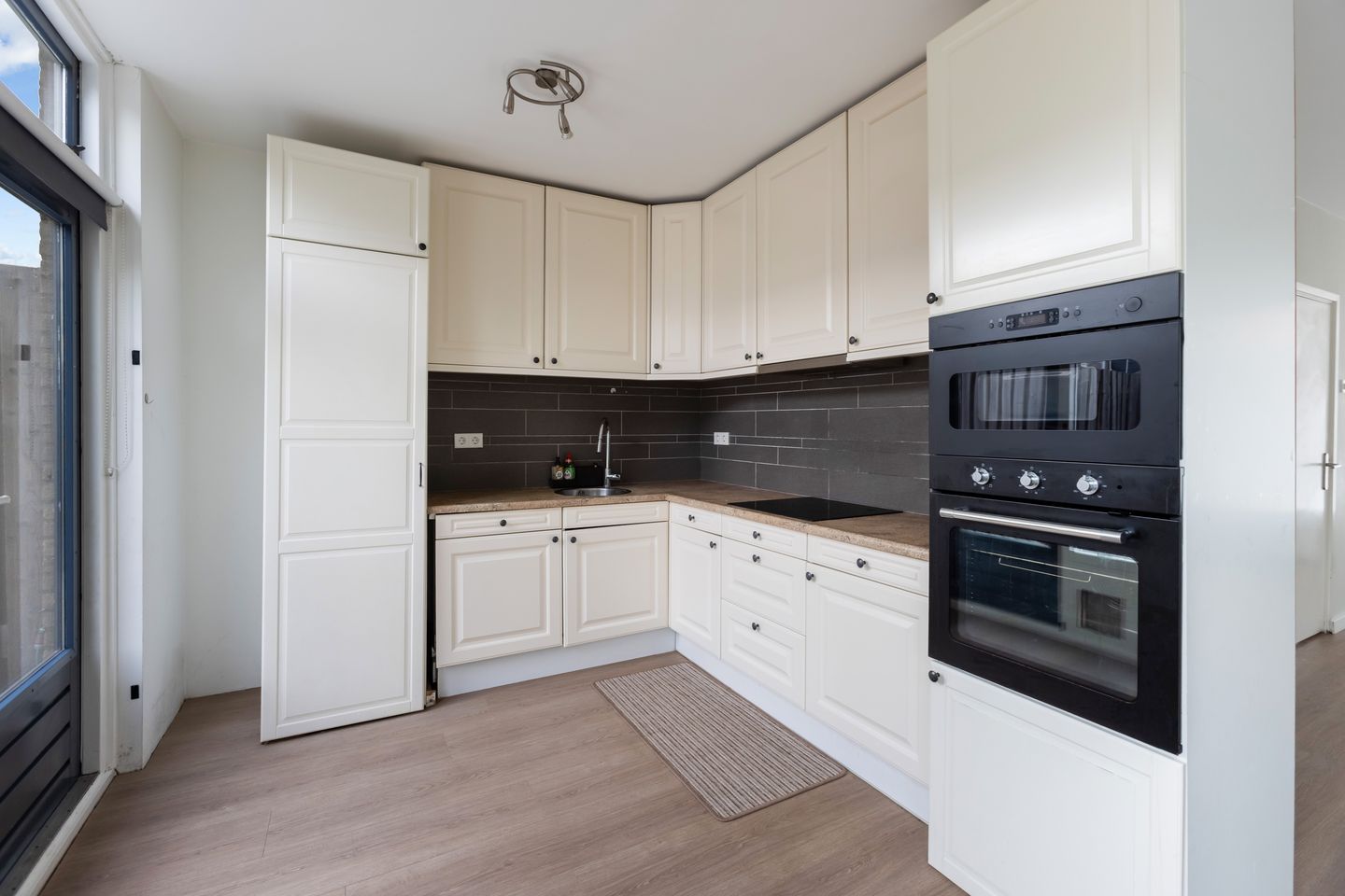 Foto 14 van de Mérodestraat 13