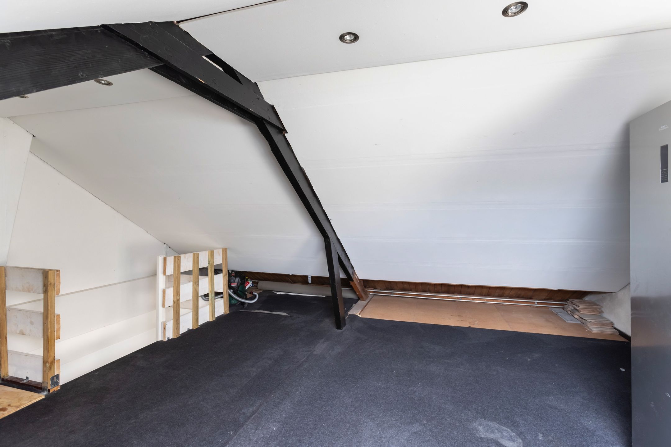 Foto 36 van de Mérodestraat 13