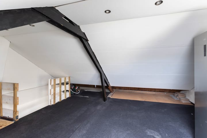 Foto 36 van de Mérodestraat 13