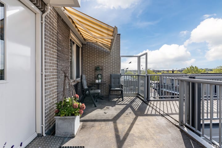 Foto 15 van Schutsplein 90