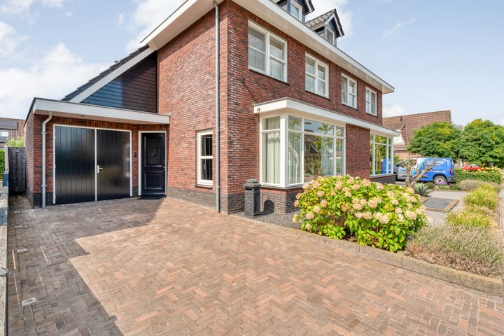 Foto 4 van Capellastraat 10