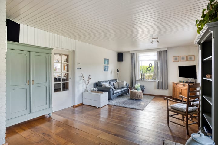 Foto 15 van Esperenweg 1