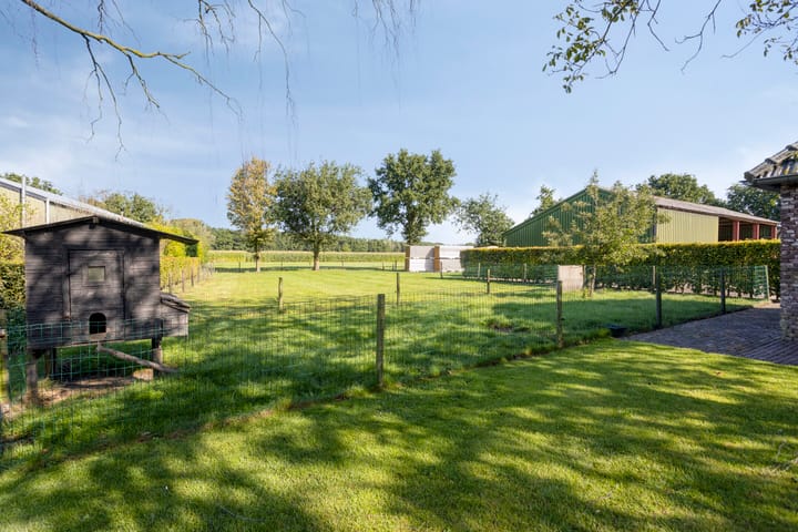 Foto 35 van Esperenweg 1