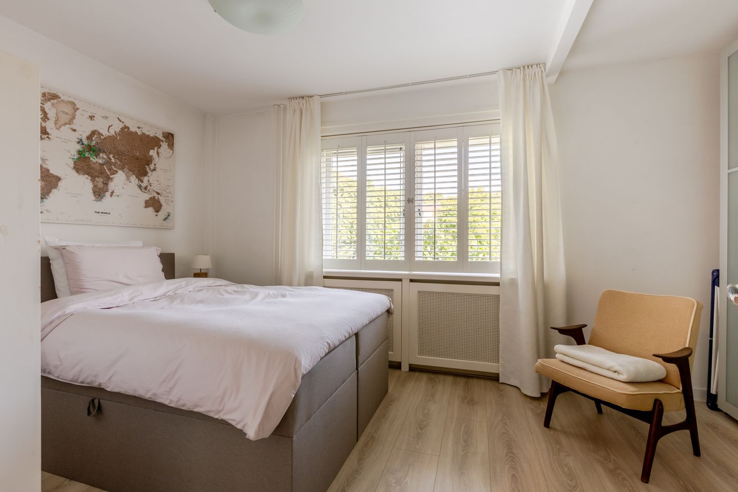 Photo 34 of Spoorstraat 62